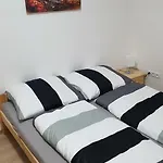Apartment Alfa 11 *