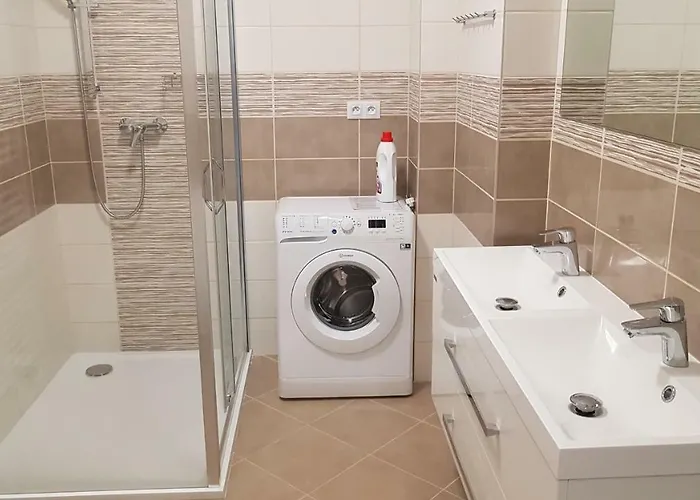 Apartman Alfa 11 *